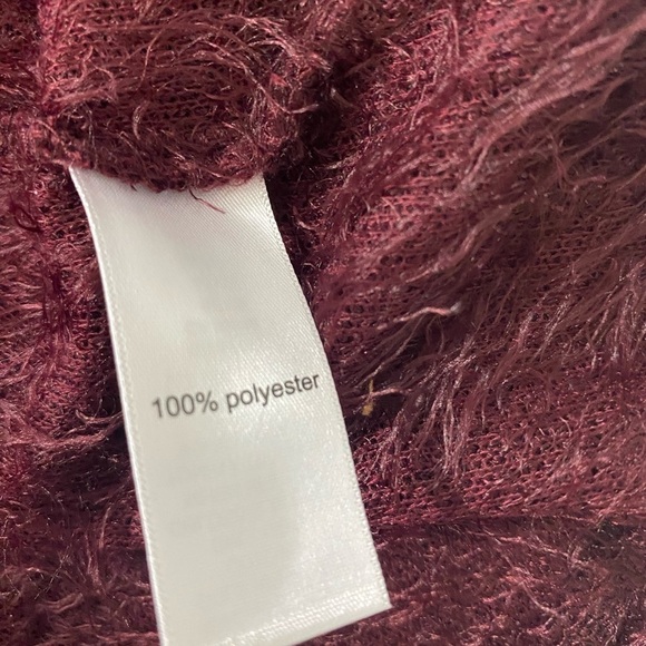 Maurices Soft Fuzzy Maroon Open Front Cardigan Womens Size Small - Picture 4 of 9